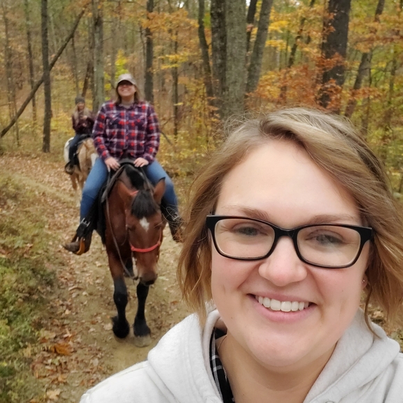 Welcome to my closet! - Picture 4 of 8